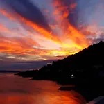 Duplex For 10 Persons, First Row By The Sea, House Ana Appartement *