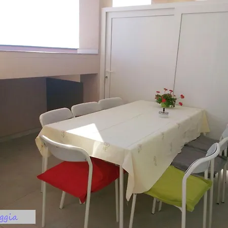 Duplex For 10 Persons, First Row By The Sea, House Ana 아파트