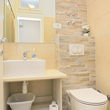 Duplex For 10 Persons, First Row By The Sea, House Ana * Duće