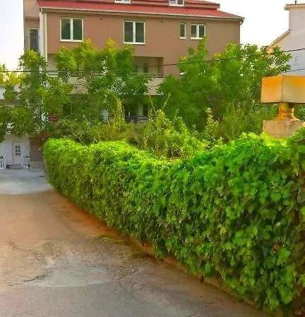 Duplex For 10 Persons, First Row By The Sea, House Ana * Duće