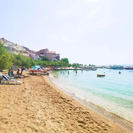 Duplex For 10 Persons, First Row By The Sea, House Ana Appartement Duće